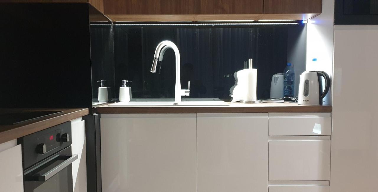 "Nowy Apartament" Sypialnia , Garaz, 1500 M Od Morza, Netflix Gdansk Ngoại thất bức ảnh